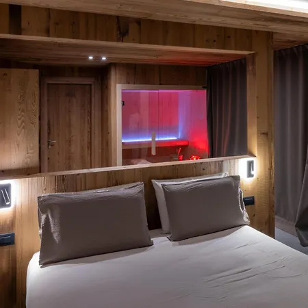 Oltre Alpine Hotel 4*