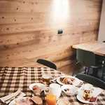 Hotell Oltre Alpine 4*