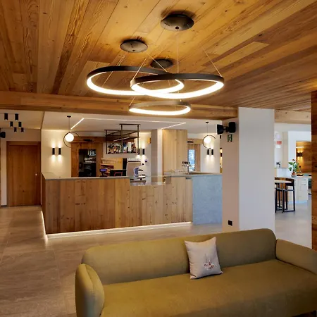 Hotell Oltre Alpine