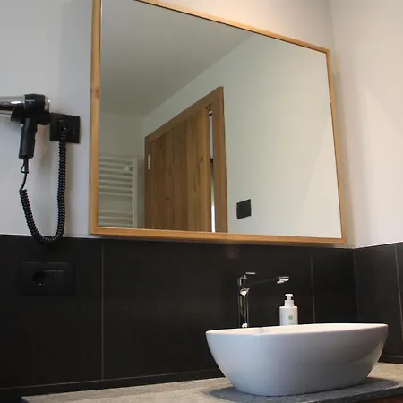 Hotell Oltre Alpine 4*