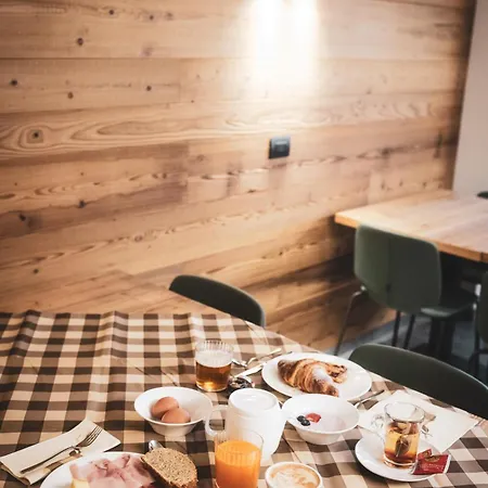 Hotell Oltre Alpine 4*